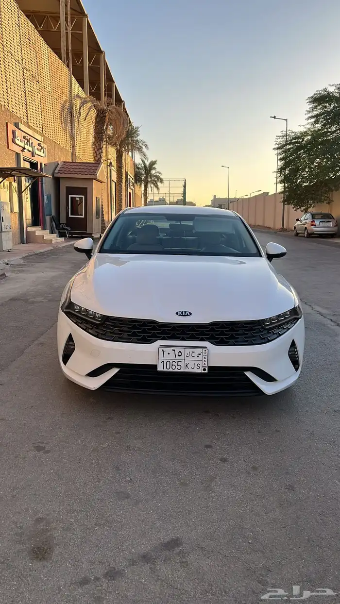 كيا K5 2021 1