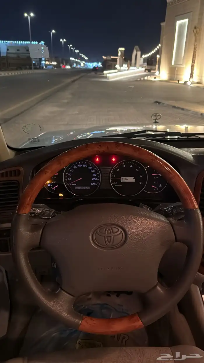 لاند كروزر 2004 قير عادي اساس 12