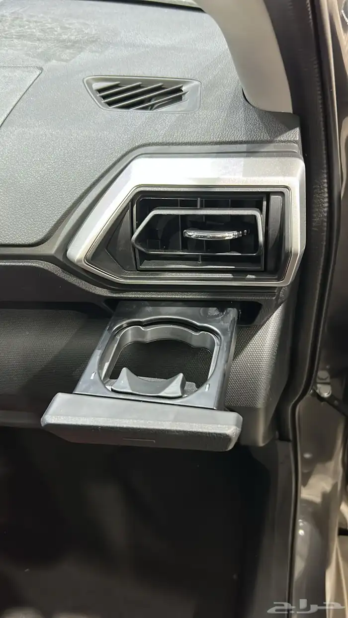 تويوتا رايز لمتد فل كامل 2024اصفار 20