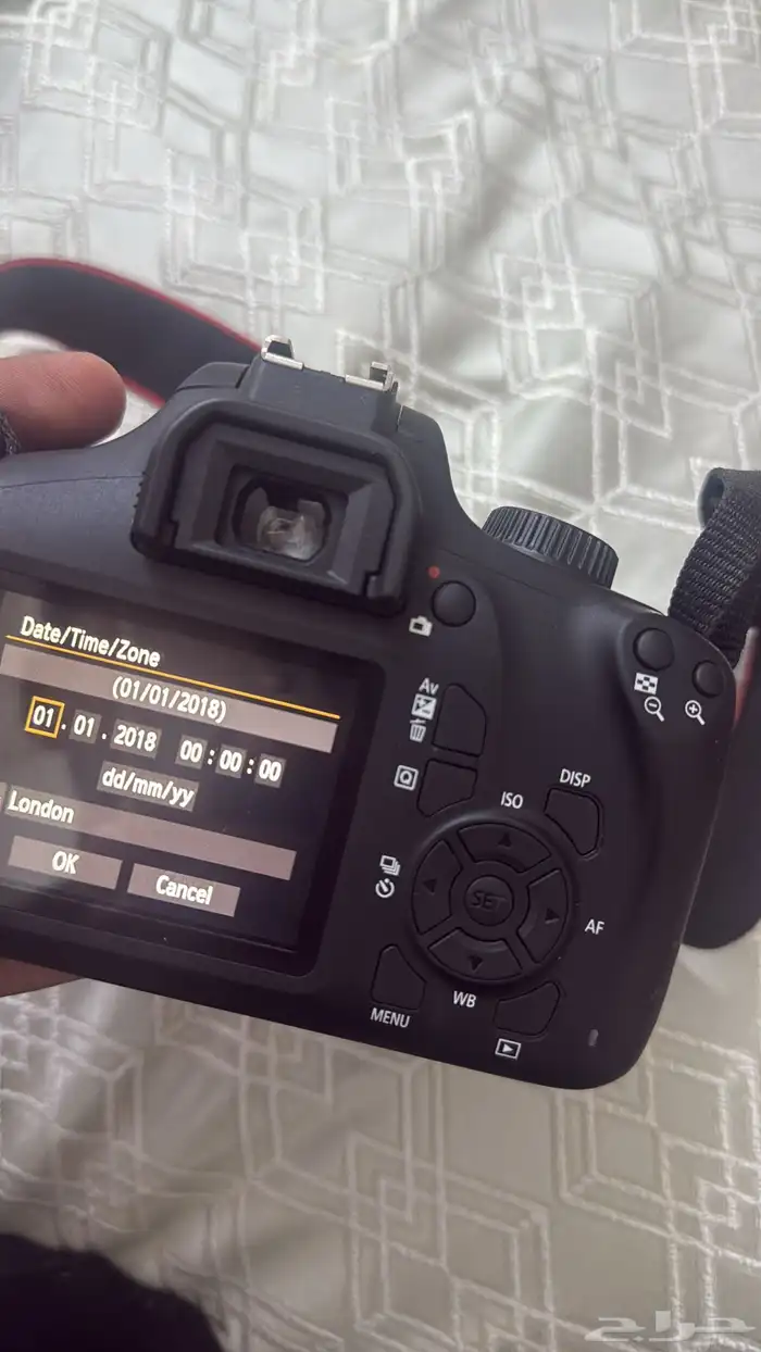 كاميرا canon 250d كانون و كاميرا كانون 4000d و فلاش 4