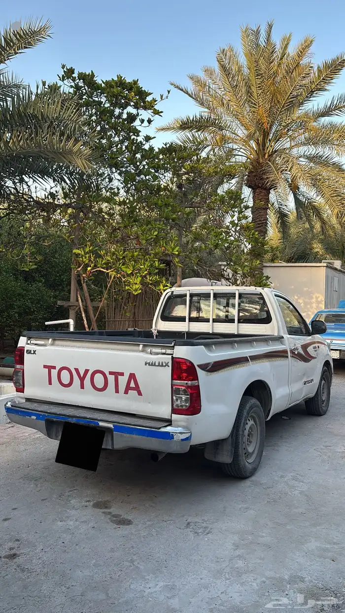 هايلكس ممشى قليل 90 الف مديل 2014 2