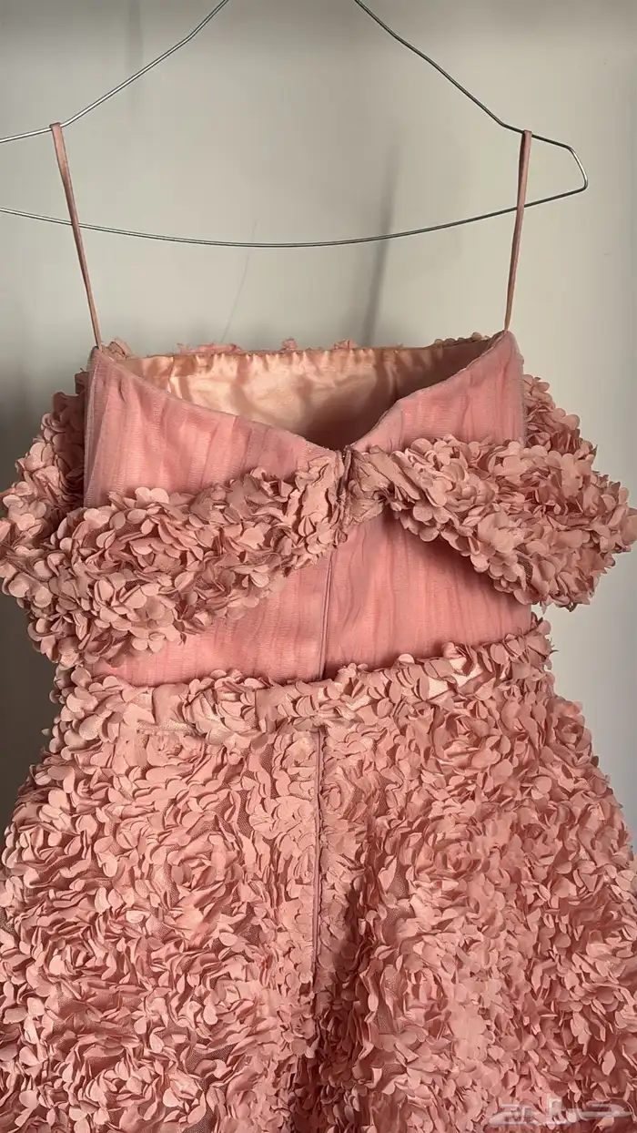 فستان ملكة جميل مزخرف بالورد قماش جميل وألم مقاس سمول 4