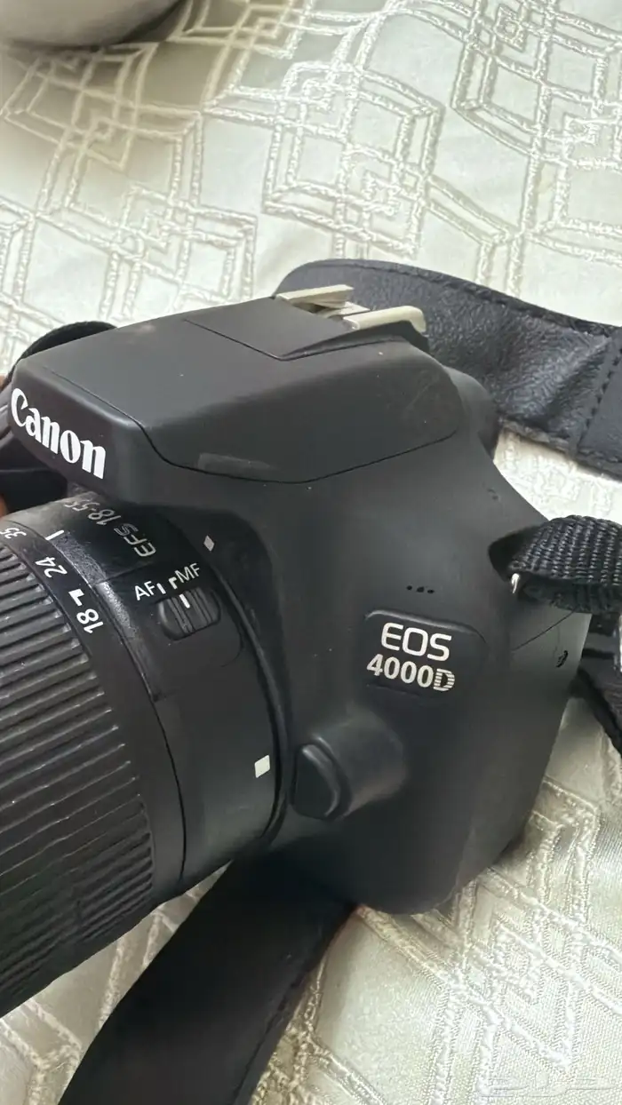 كاميرا canon 250d كانون و كاميرا كانون 4000d و فلاش 3
