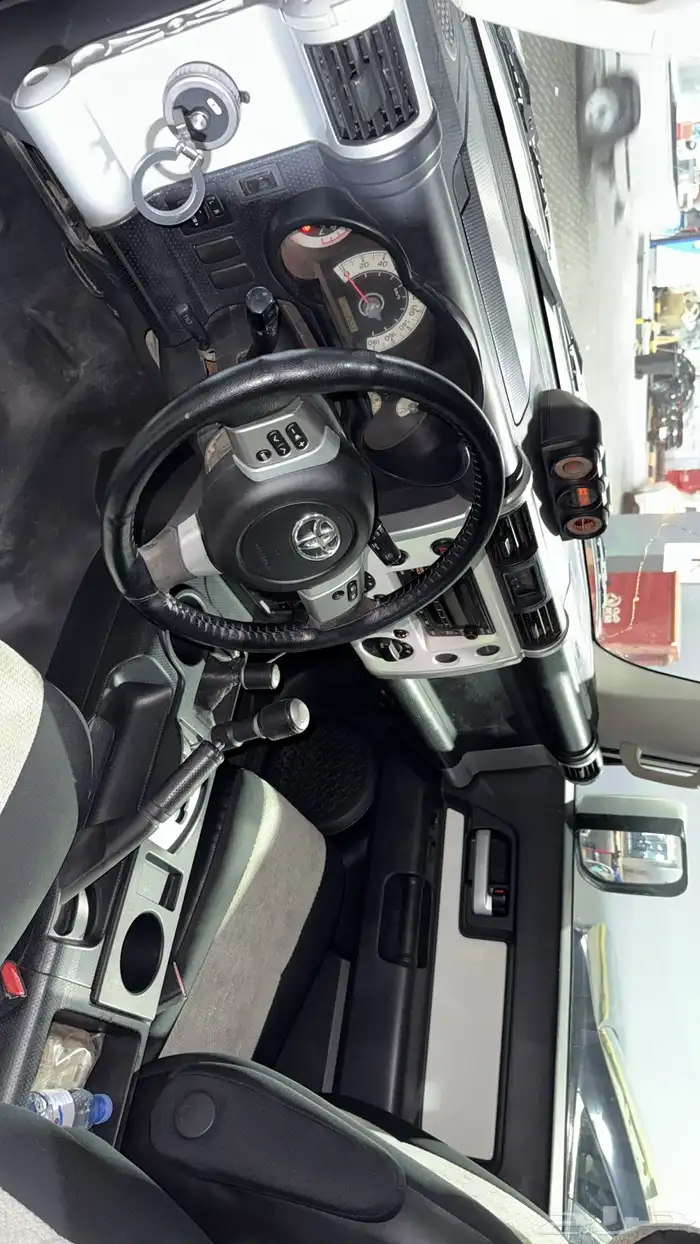 تويوتا-اف جي-رقم واحد-2011-ممشى قليل 10