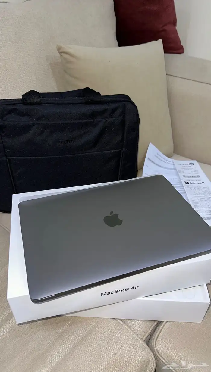 ماك بوك اير 1