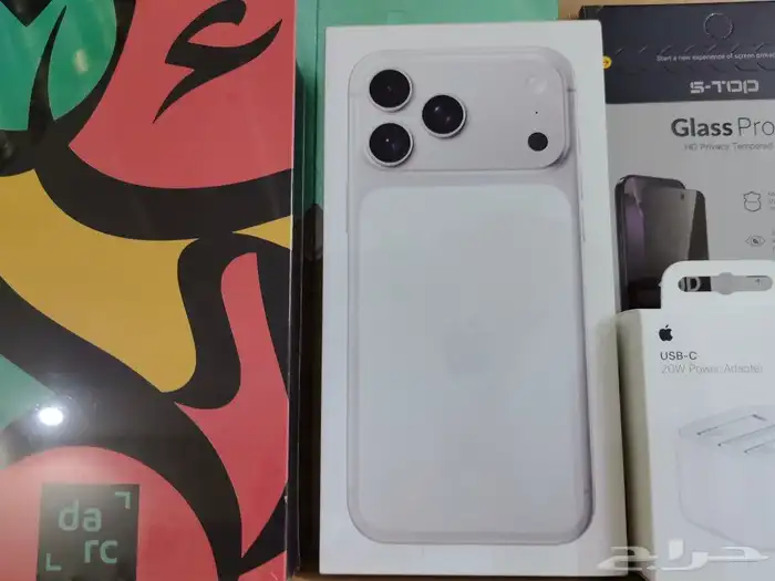 آيفون 17 برو ماكس (جديد) بجميع أغراضه 0