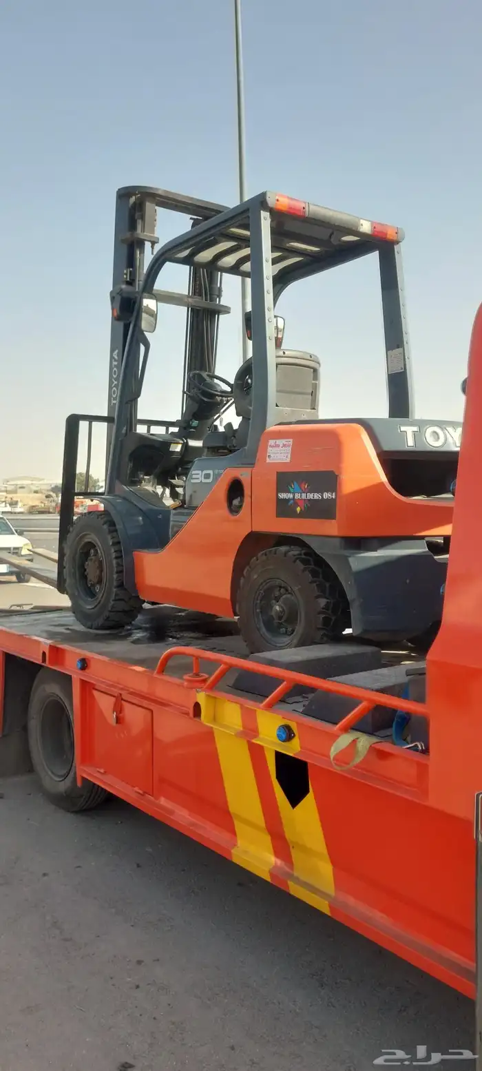 رافعة فوركلفت للايجار رافعه شوكيه 9