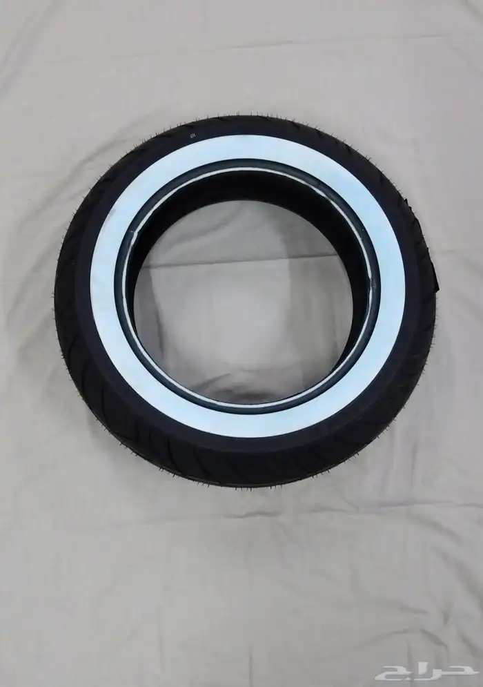 طقم كفرات بوليفارد خط أبيض 3