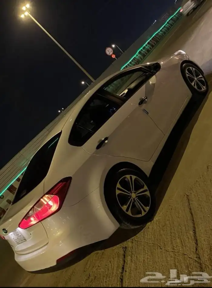 كيا سيراتو 2015 4