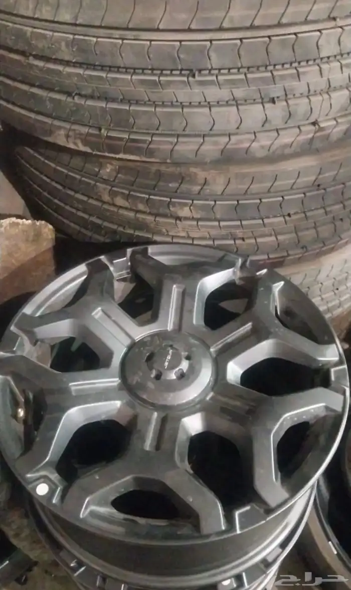 4 جنوط و 4 ك رات سيارة جيتور t2 2026 مقاس 20 وكاله 0