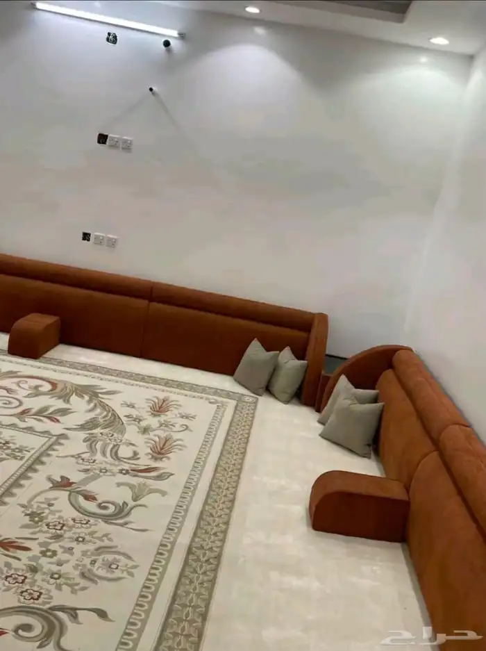 كنب مجلس مساند تفصيل تنجيد ستائر ويفي امريكي جمع النوعيه 9