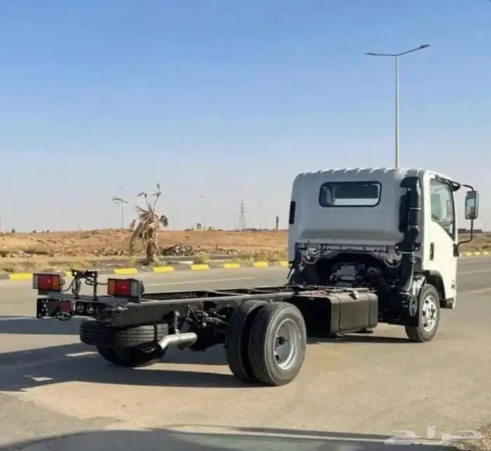 عرض خاص ايسوزو دينا 4 طن 4.95متر 2025 2