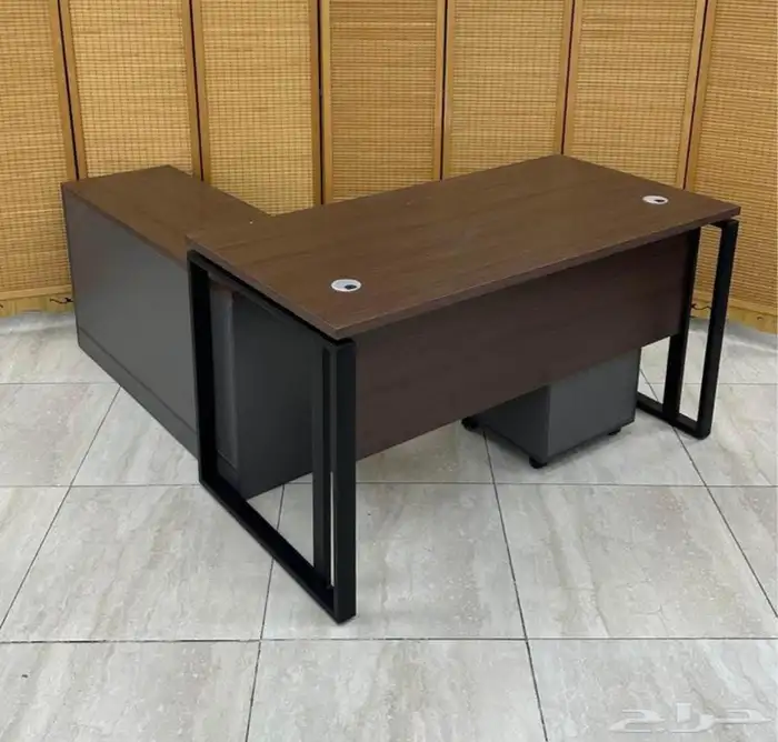مكتب مكتب وخزانة وكراسي بتصميم فاخر 37