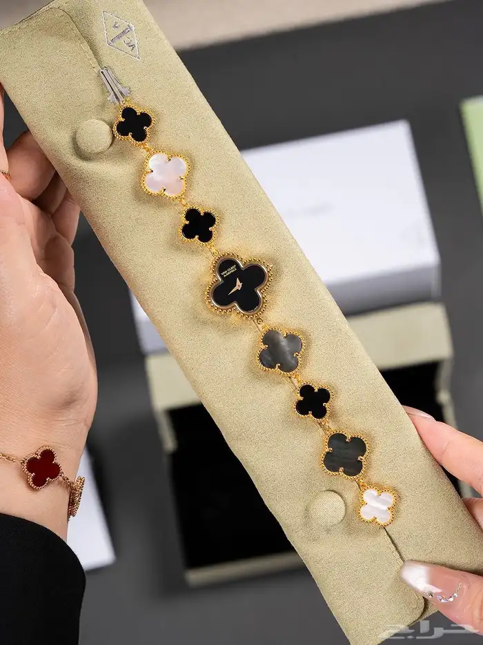 دلع يدك بااجمل الساعات العالمية 74