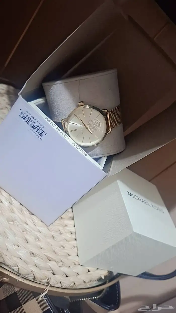 ساعة مايكل كورس الجديدة قابل للتفاوض جديدة لم تستخدم قبل 5
