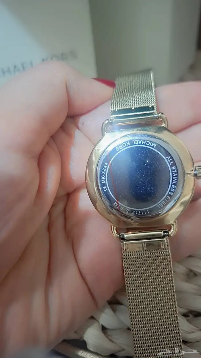 ساعة مايكل كورس الجديدة قابل للتفاوض جديدة لم تستخدم قبل 4