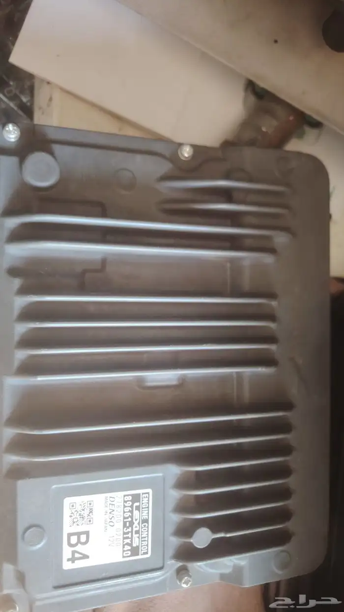 كمبيوتر لكزس es 350 او 300 0