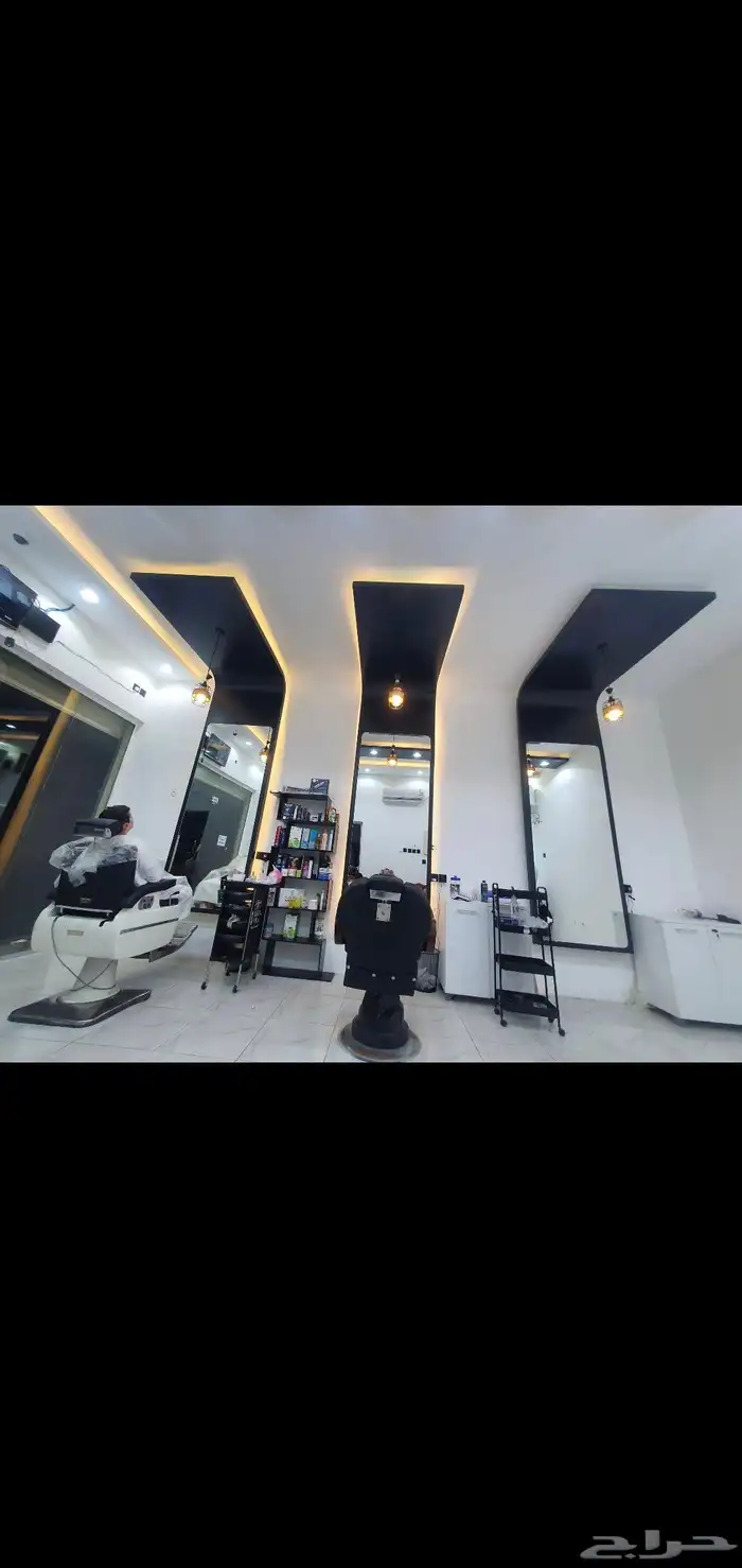 حلاق لتقبيل خلف محطة مشوط 0