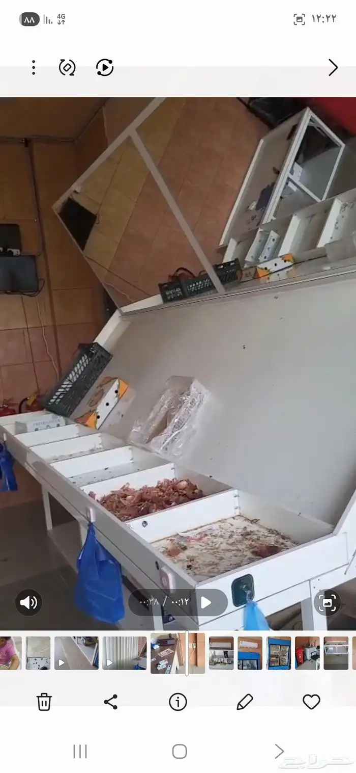 اغراض محل خضار للبيع بكامل ملحقاته مكيفات 2 جديدة ارفف جديدة 4