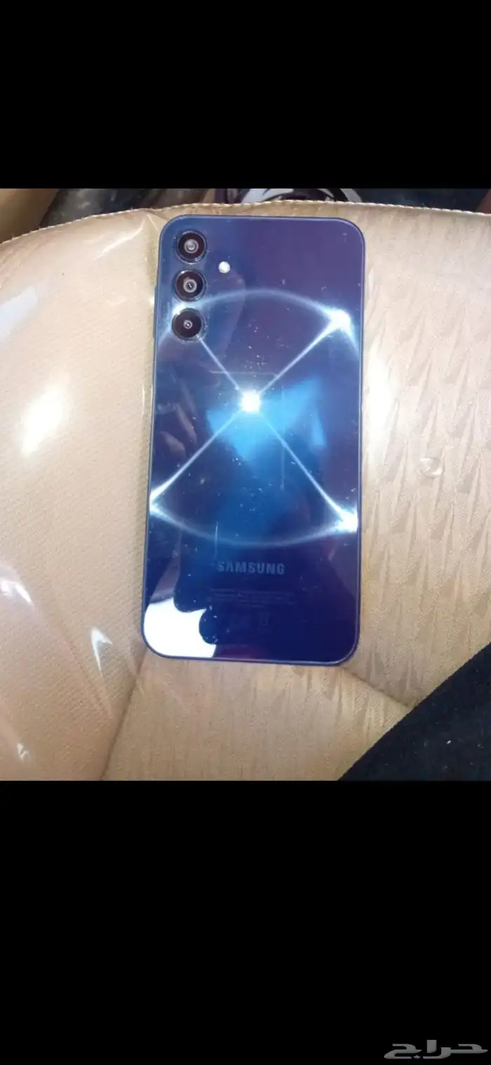 السلام عليكم لكم جوال سامسونج اي15 128 جيجا 0