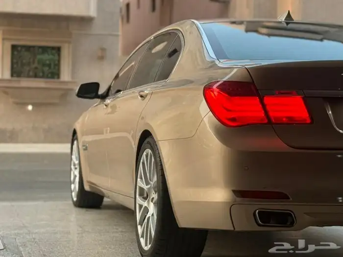 بي ام دبليو 730 ممشى قليل شد بلد 10