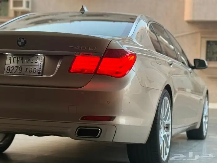 بي ام دبليو 730 ممشى قليل شد بلد 14