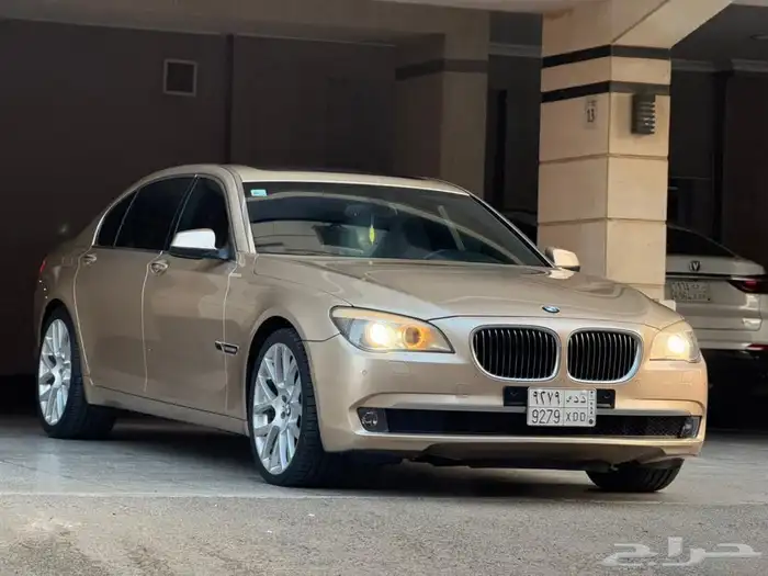 بي ام دبليو 730 ممشى قليل شد بلد 23