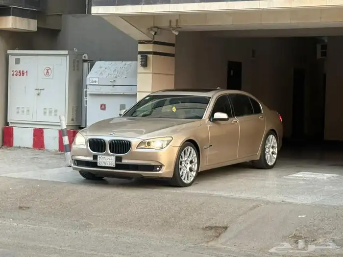 بي ام دبليو 730 ممشى قليل شد بلد 21