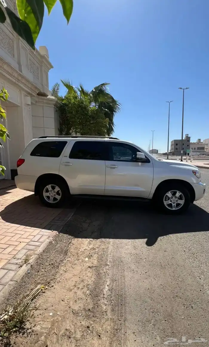 للبيع سكويا 2016 مخزن ممشى 90 الف 5