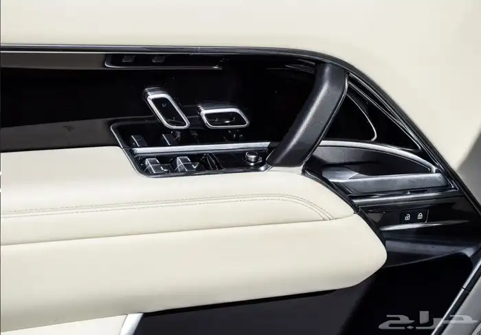 رنج روفر se 2024 7