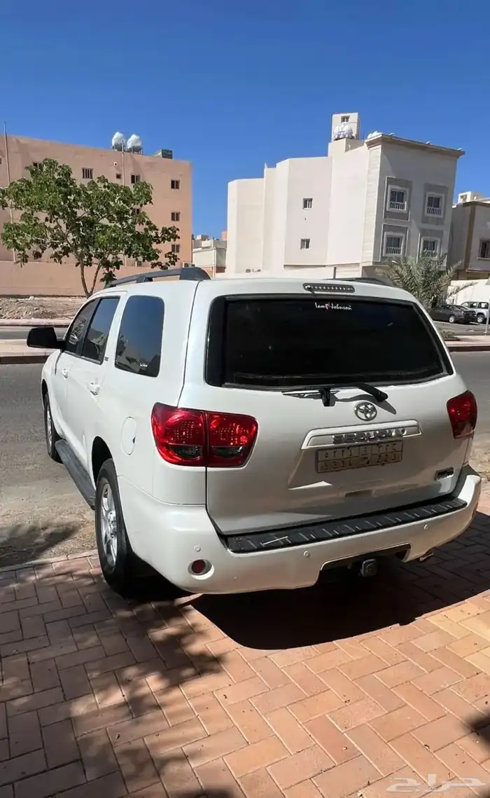 للبيع سكويا 2016 مخزن ممشى 90 الف 3