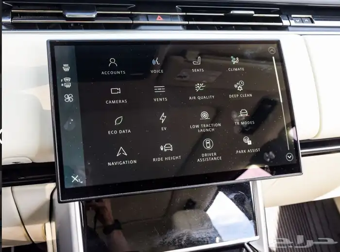 رنج روفر se 2024 17