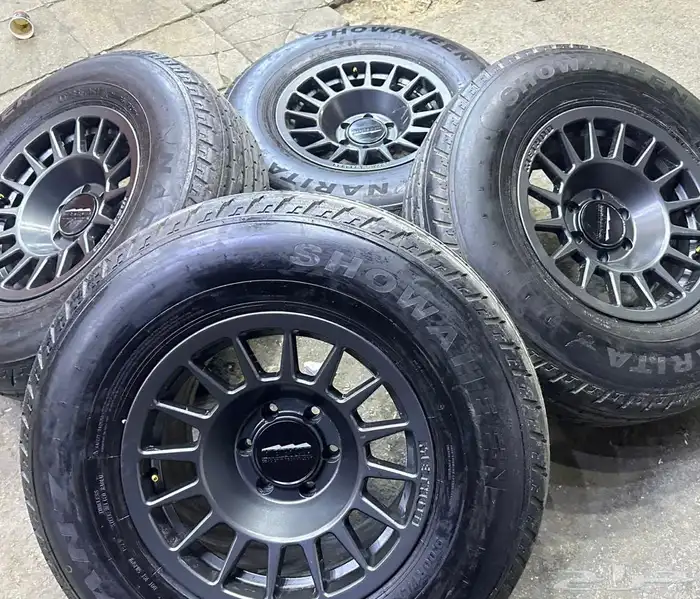 كفرات شاهين ريدنز مع جنوط ميثود 6 مسمار مقاس 17 0