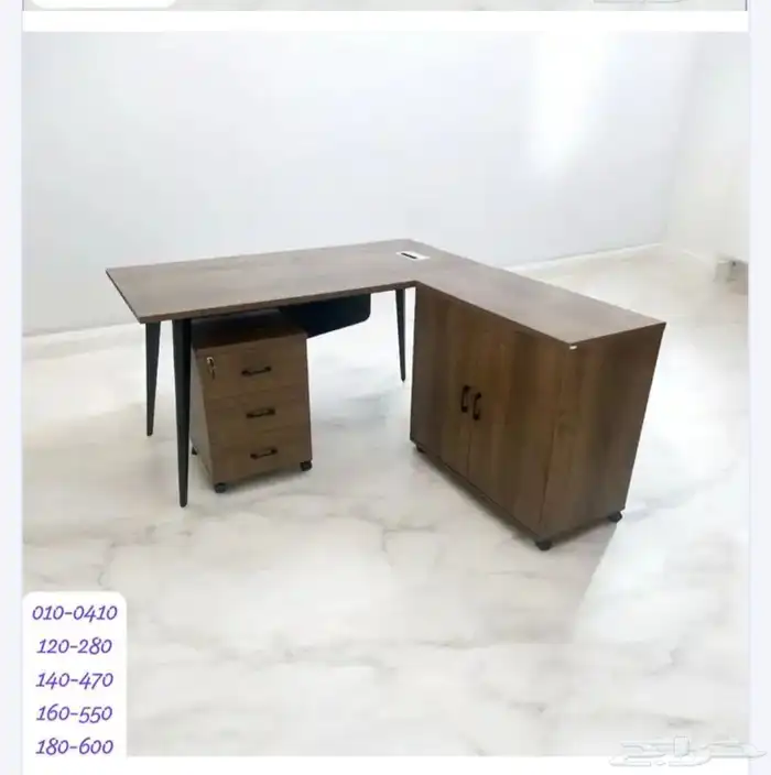 مكتب مكتب وخزانة وكراسي بتصميم فاخر 55