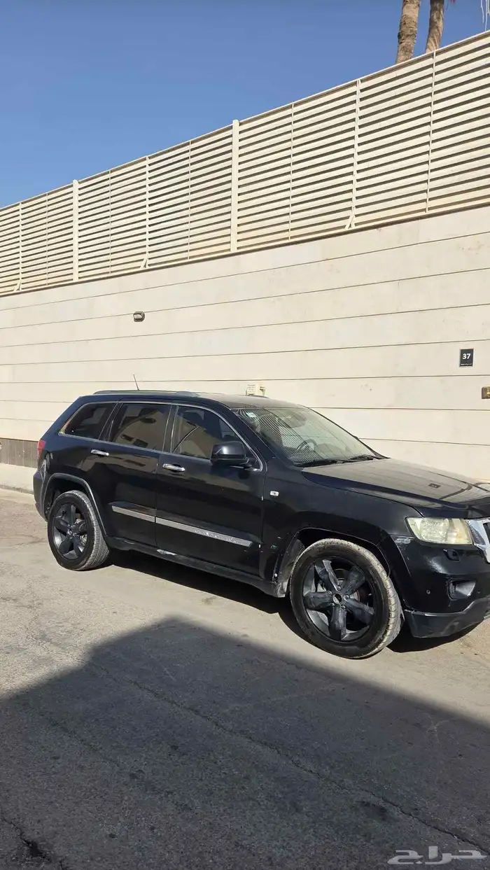 جيب جراند شروكي موديل 2011 6