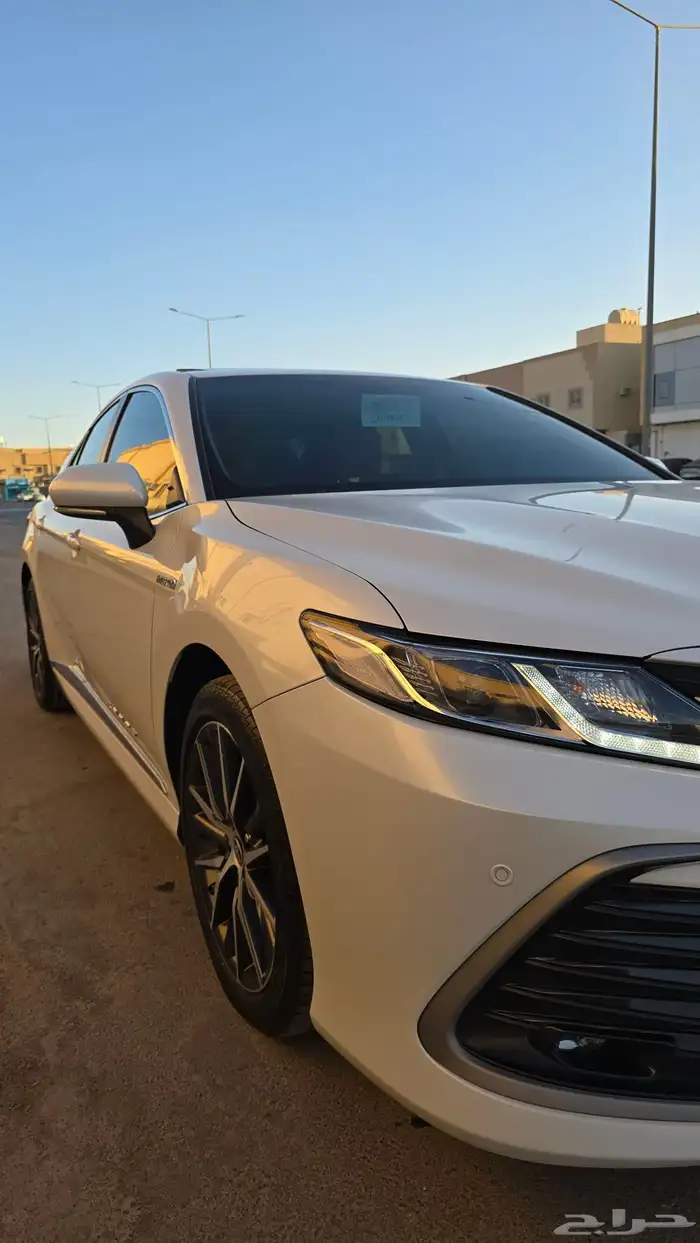 كامري GLE هايبرد 2024 شبه جديده 6