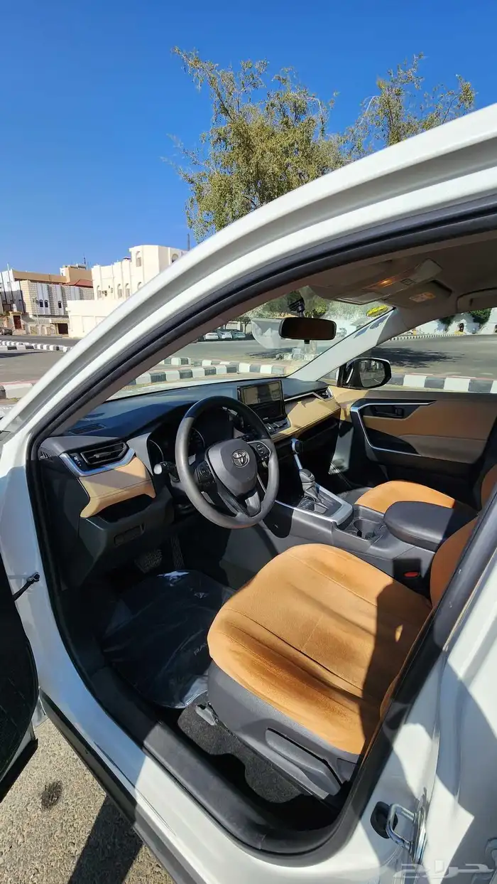 تويوتا راف فور 2020 ستاندرد سعودي 11