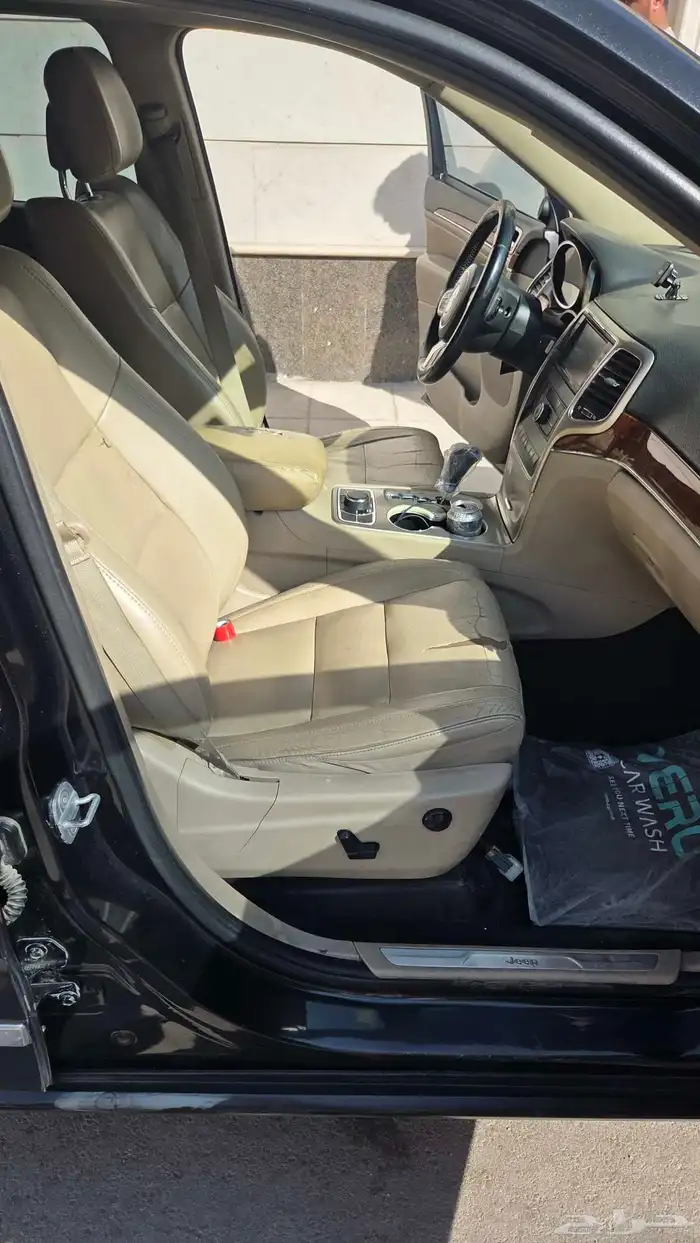 جيب جراند شروكي موديل 2011 1