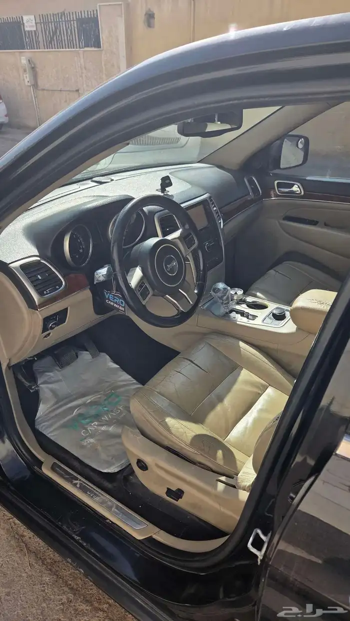 جيب جراند شروكي موديل 2011 3