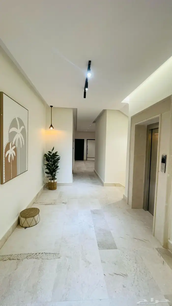 للبيع فلل تاون هاوس موقع مميز تشطيبات فندفيه أسعار مناسبة 36