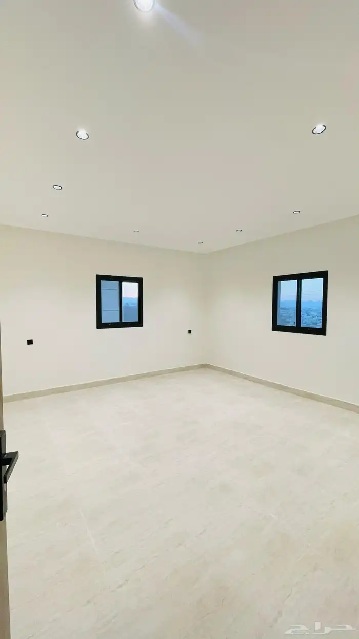 للبيع فلل تاون هاوس موقع مميز تشطيبات فندفيه أسعار مناسبة 8