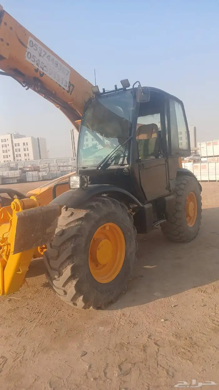 رافعه جي سي بي 2003 استماره مجدد فحص منتهي للبيع70 ألف 3