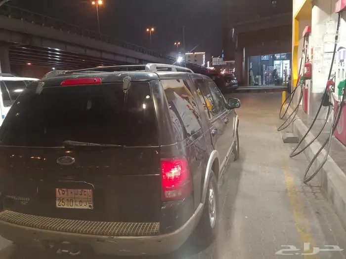 فورد اكسبلور للبيع موديل 2002 3