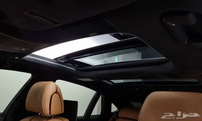 لكزس LS500 بلاتينيوم 2021 19