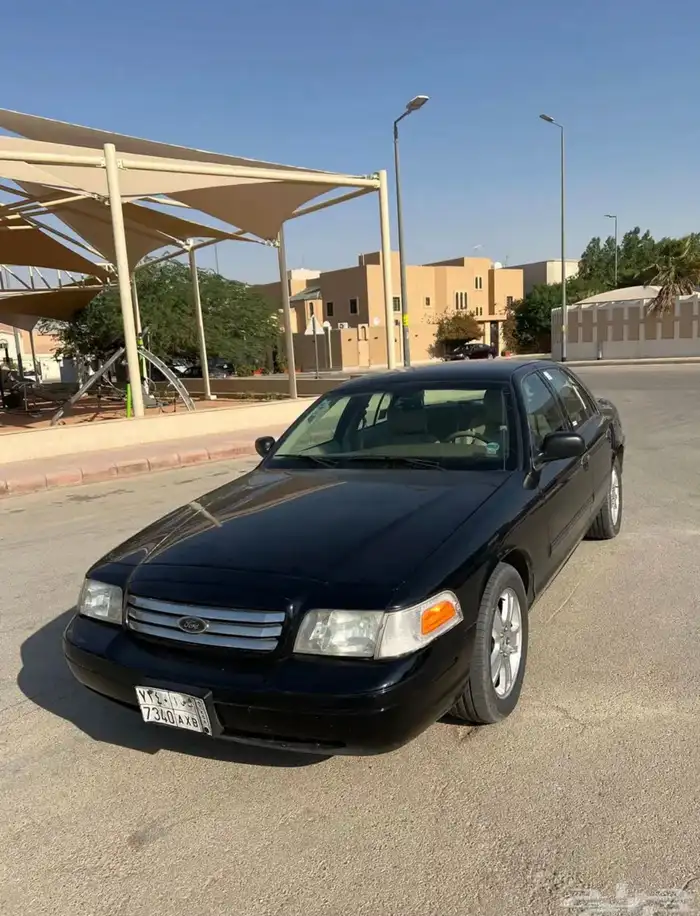 فورد فكتوريا 2011 LX سعودي ممشى قليل 0