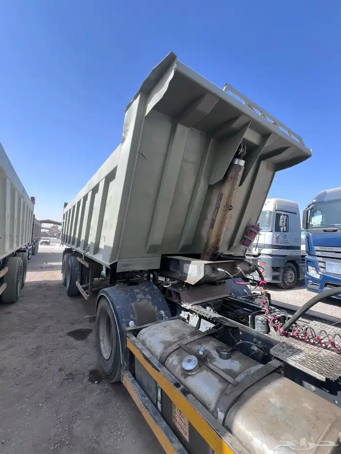 حراج معرض رائد للسيارات 35