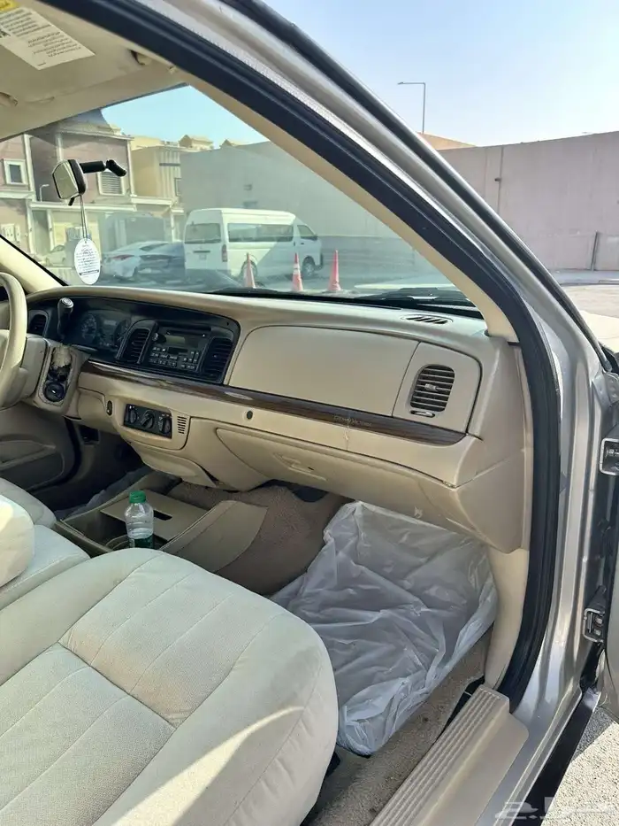 فورد فكتوريا 2009 بدي و محركات وكاله شرط 10