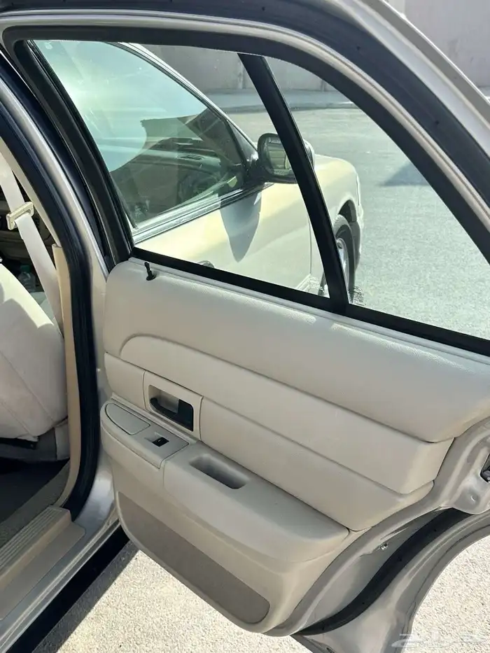 فورد فكتوريا 2009 بدي و محركات وكاله شرط 21