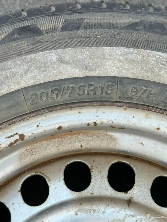 للبيع جنط هايلوكس السوم 40 1