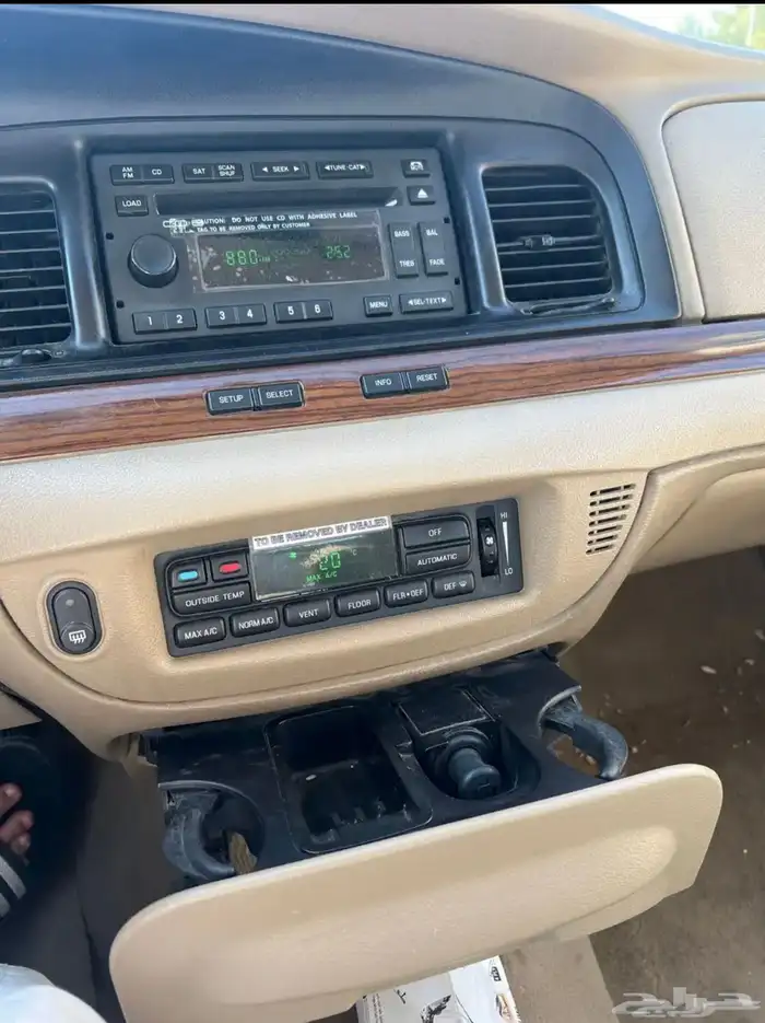 فورد فكتوريا 2011 LX سعودي ممشى قليل 21